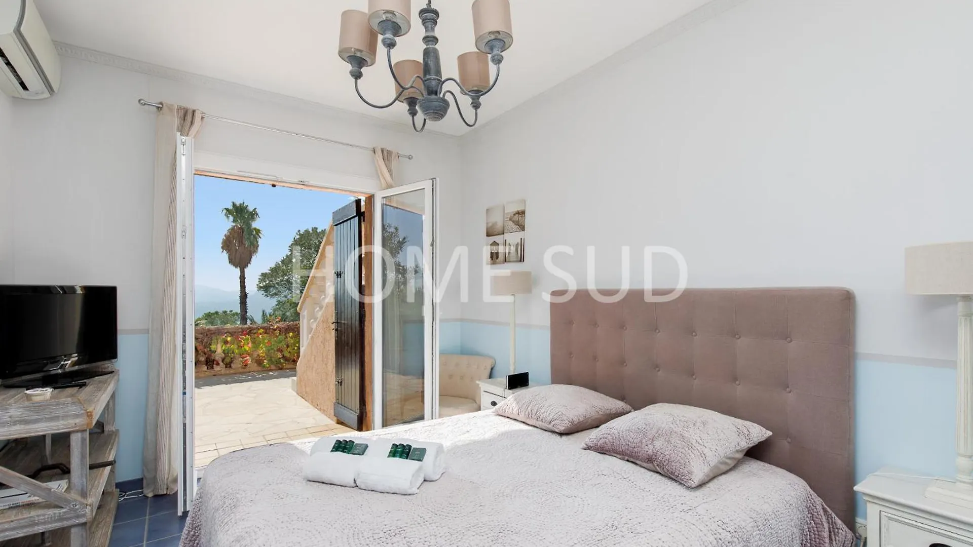 Hsud0351-Mistral Villa Mandelieu-la-Napoule France