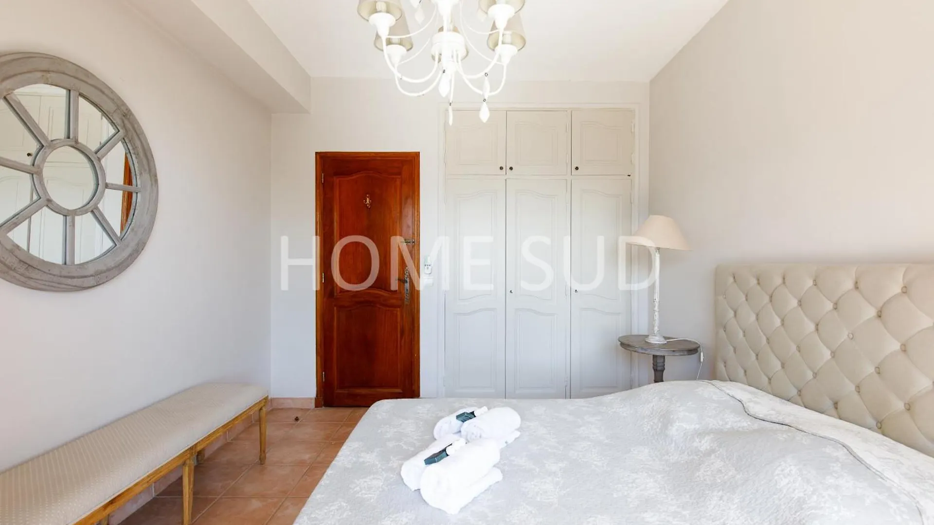 Hsud0351-Mistral Villa Mandelieu-la-Napoule 0*,  France
