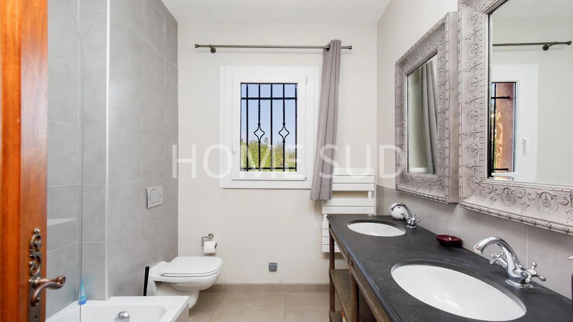 Hsud0351-Mistral Villa Mandelieu-la-Napoule France